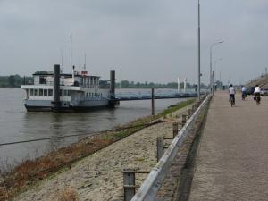 Aanlegsteiger Batavier